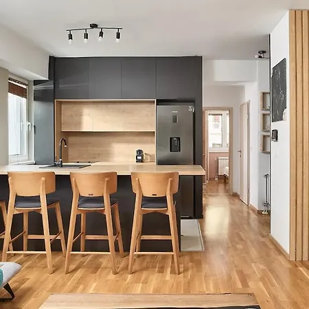 Apartment Comfy Pad With Garage Parking Skopje