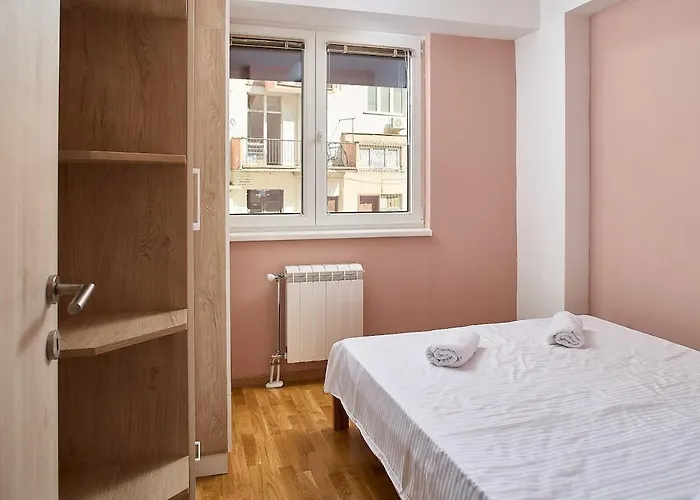 Appartamento Comfy Pad With Garage Parking